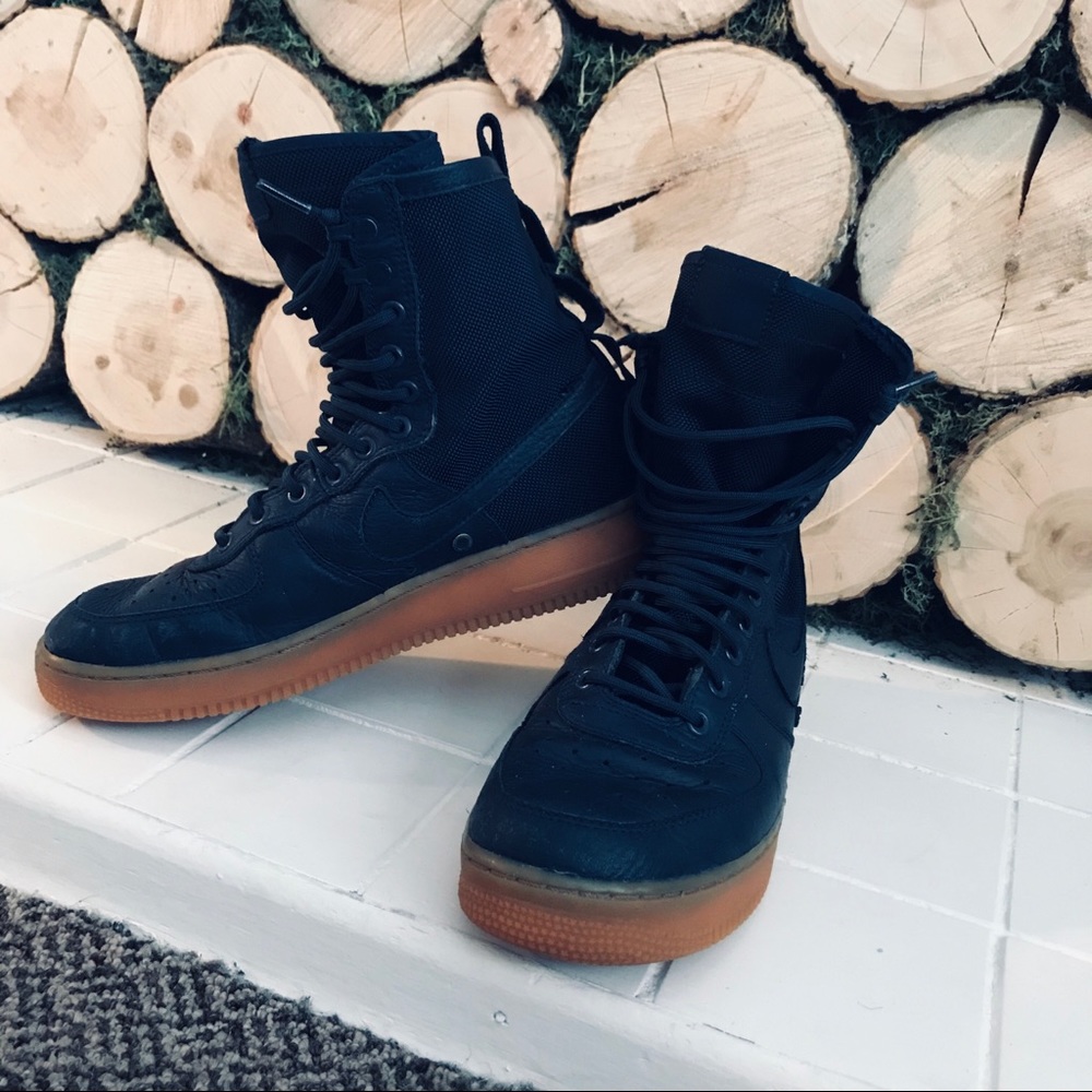 Blue nike air high tops